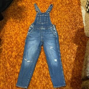 Old Navy overalls in excellent condition